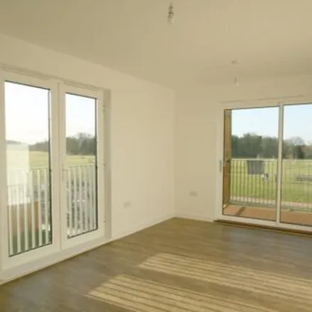 Rent this 2 bed apartment on 3 Otter Close in Cambridge, CB2 9EB