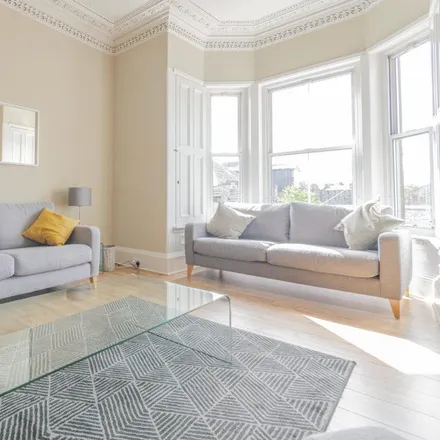 Rent this 5 bed apartment on 7 Hope Park Terrace in City of Edinburgh, EH8 9LZ
