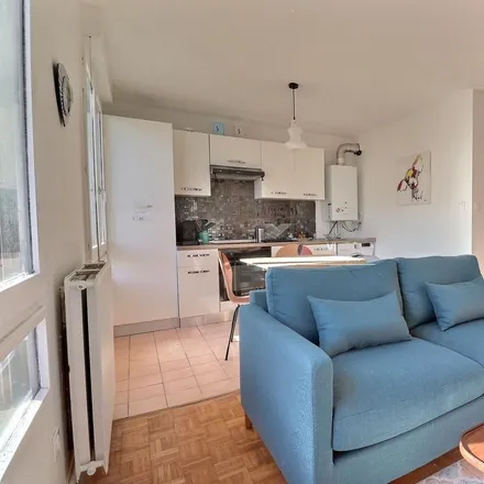Rent this 1 bed apartment on 44 Rue Jacques-Louis Hénon in 69004 Lyon 4e Arrondissement, France