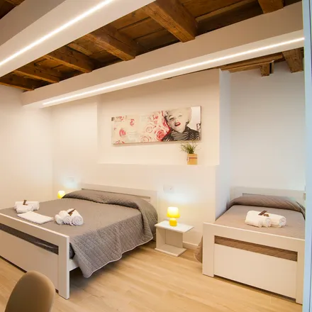 Image 6 - Vicolo San Domenico, 4a, 37122 Verona VR, Italy - Apartment for rent