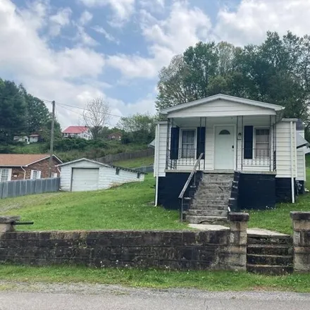 Buy this 4 bed house on 174 Willcox Valley Avenue in Crab Orchard, WV 25827