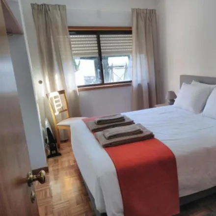 Rent this 2 bed apartment on Lima 5 in Rua da Constituição, 4200-192 Porto
