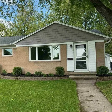 Buy this 3 bed house on 208 South Western Avenue in Neenah, WI 54956