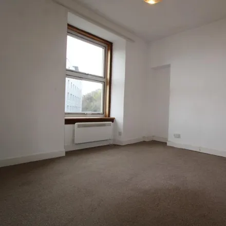 Image 2 - Parker Street, Dundee, DD1 5RW, United Kingdom - Apartment for rent