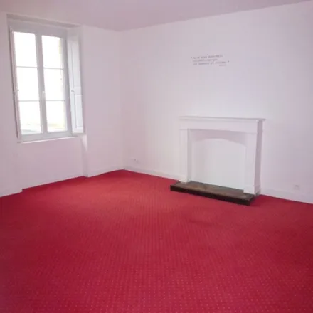 Rent this 3 bed apartment on 1 Rue du Marechal Foch in 35600 Redon, France