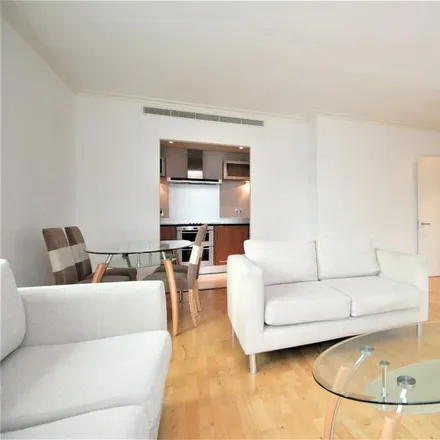 Image 5 - Discovery Dock Apartments East, 3 South Quay Square, Canary Wharf, London, E14 9RZ, United Kingdom - Apartment for rent