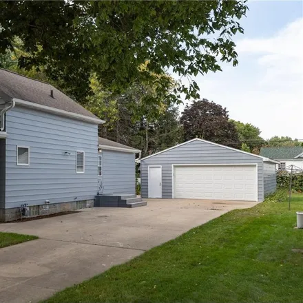 Buy this 3 bed house on 902 12th Avenue Northwest in Austin, MN 55912