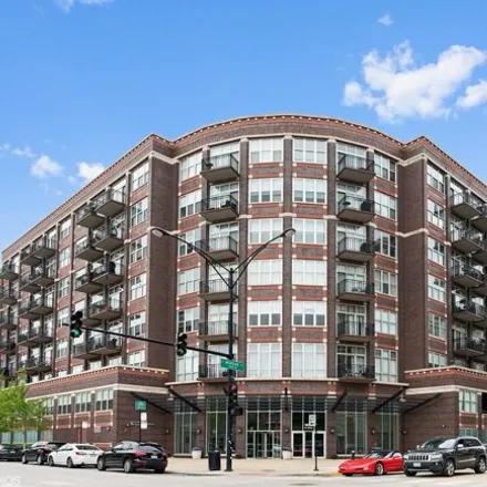 Buy this 1 bed condo on 1000 West Adams Street in Chicago, IL 60612