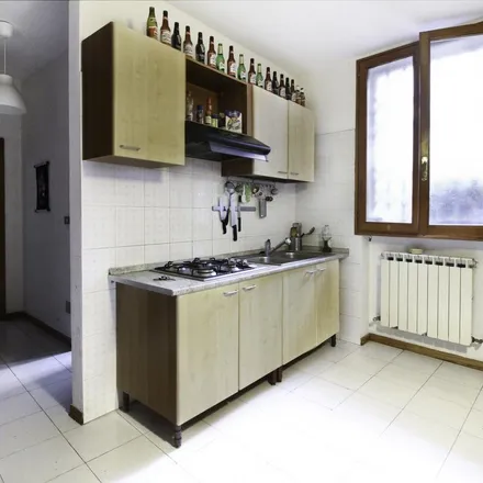 Image 3 - Via Santa Margherita 13, 40123 Bologna BO, Italy - Apartment for rent