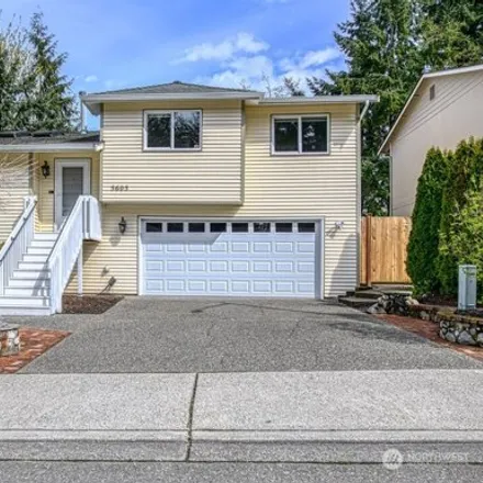 Buy this 5 bed house on 5619 1st Drive West in Everett, WA 98203