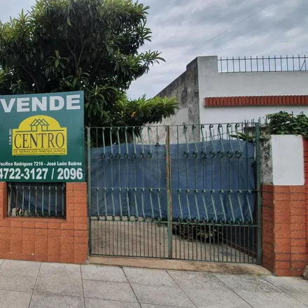 Buy this studio house on 178 - General Julio Argentino Roca 2139 in Villa General Eugenio Necochea, B1655 MSS José León Suárez