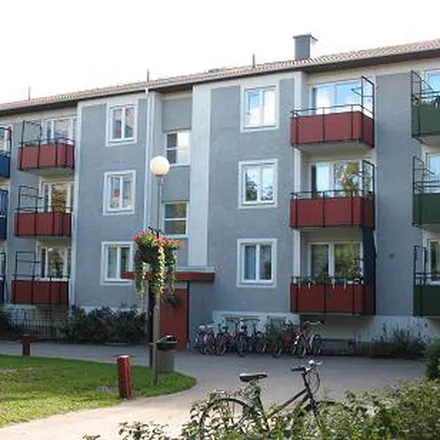 Rent this 3 bed apartment on Hjalmar Bergmans väg in 703 59 Örebro, Sweden