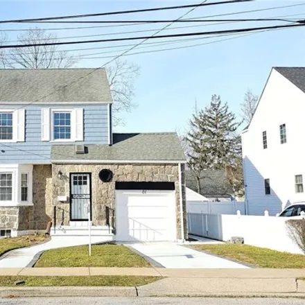 Buy this 4 bed house on 1 Glen Road in West Hempstead, NY 11552