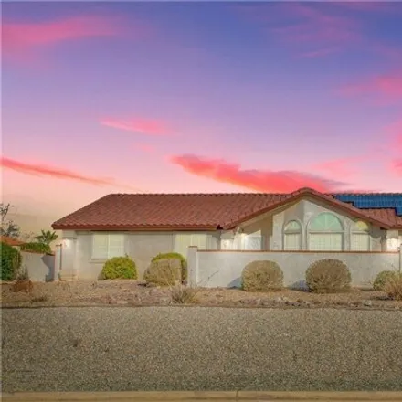 Buy this 3 bed house on 16312 Kamana Road in Desert Knolls Manor, Apple Valley