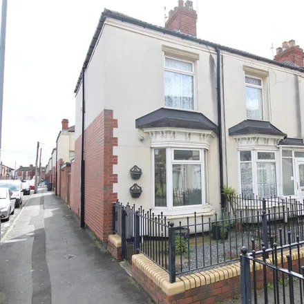 Rent this 2 bed house on Holland Street in Hull, HU9 2JQ