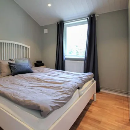 Rent this 3 bed house on 266 32 Ängelholms kommun