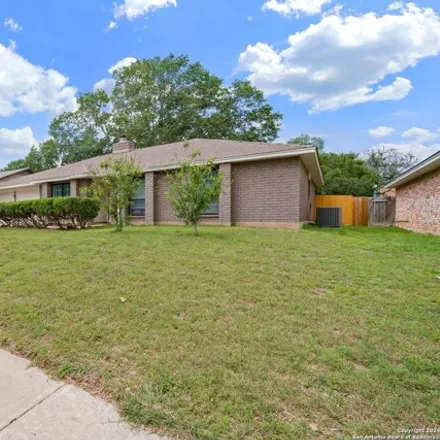 Image 3 - 137 Clear Oak, Universal City, Bexar County, TX 78148, USA - House for sale