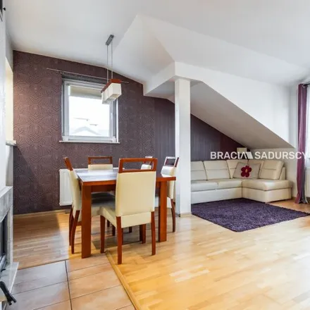 Buy this 5 bed apartment on Konopczyńskiego 01 in Lubostroń, 30-382 Krakow