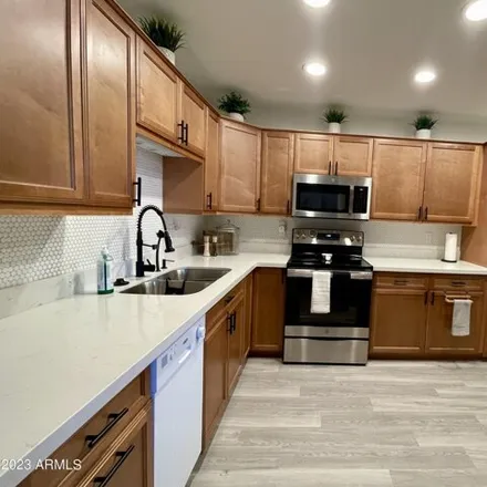 Image 6 - Insight Mortgage Lending, South Parkcrest, Mesa, AZ 85025, USA - Apartment for rent