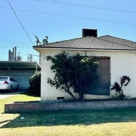 Buy this 2 bed house on 1174 Glade Street in Oildale, Kern County