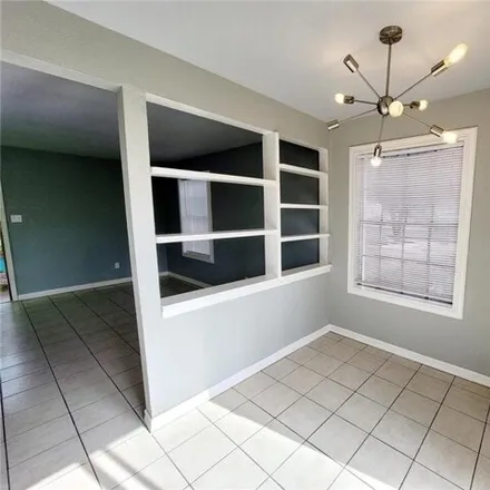 Image 7 - 2136 North 25th Street, North Depot Road Colonia, McAllen, TX 78501, USA - Apartment for rent