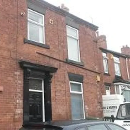 Rent this 4 bed room on 88 Lower York Street in Wakefield, WF1 3NA