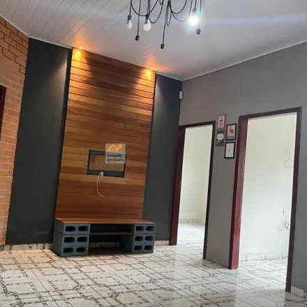 Rent this 3 bed house on Rua Carlos Drumond de Andrade in Ji-Paraná, Ji-Paraná - RO