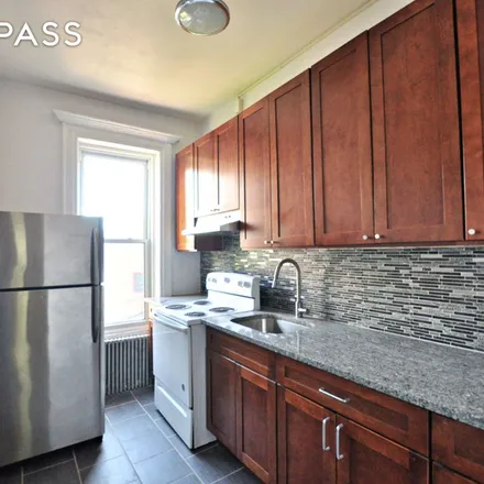 Rent this 3 bed apartment on 564 Jefferson Avenue in New York, NY 11221
