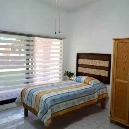 Rent this 6 bed house on Yautepec