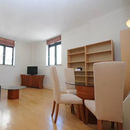 Rent this 1 bed apartment on Locale in 3B Belvedere Road, South Bank
