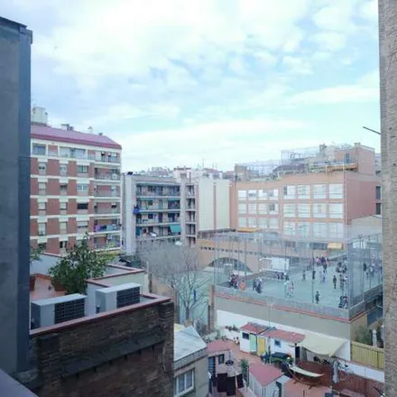 Image 9 - Avinguda de Roma, 08036 Barcelona, Spain - Apartment for rent
