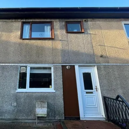 Buy this 3 bed townhouse on 93 Brisbane Street in Livingston, EH54 5EU