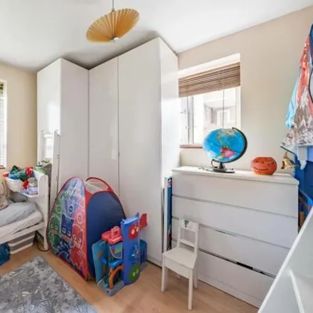 Image 7 - Lydgate House, Woodville Road, London, N16 8NE, United Kingdom - Apartment for sale