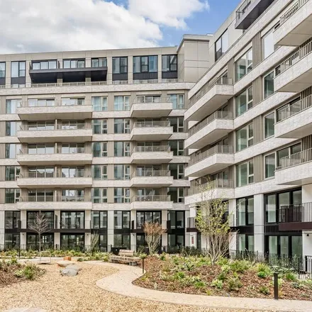 Image 6 - Cherry Park Lane, London, E20 1NN, United Kingdom - Apartment for rent
