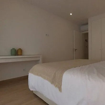 Image 4 - Portimão, Faro, Portugal - Apartment for rent