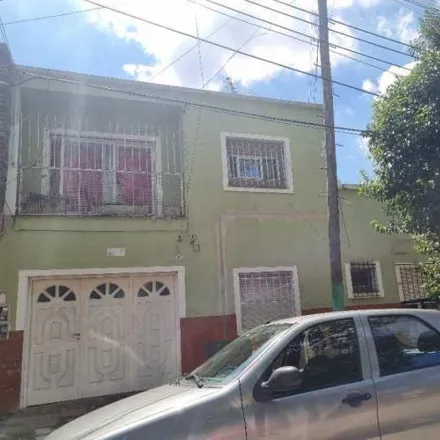Buy this 3 bed house on Grupo Scout Ceferino Namuncurá in Avenida Julio Argentino Roca, Partido de Hurlingham