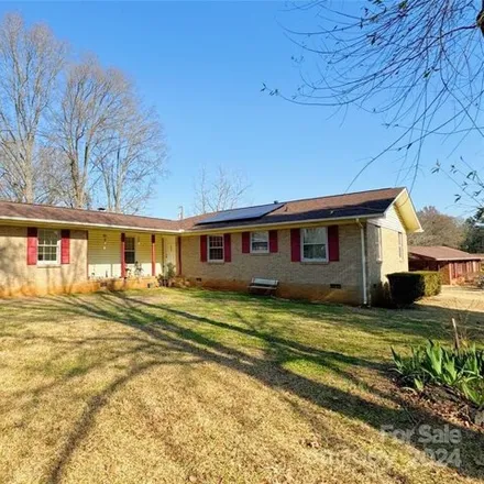 Buy this 4 bed house on 414 University Dr in Rock Hill, South Carolina