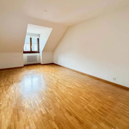 Rent this 5 bed apartment on Rue de Saint-Léger 6 in 1205 Geneva, Switzerland