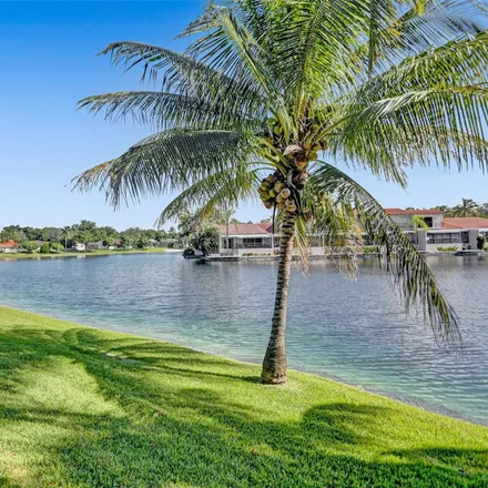 Image 8 - 14759 Glencairn Road, Miami Lakes, FL 33016, USA - House for sale