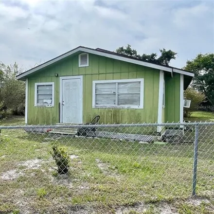 Buy this 2 bed house on 105 1st Avenue East in Memphis, Manatee County
