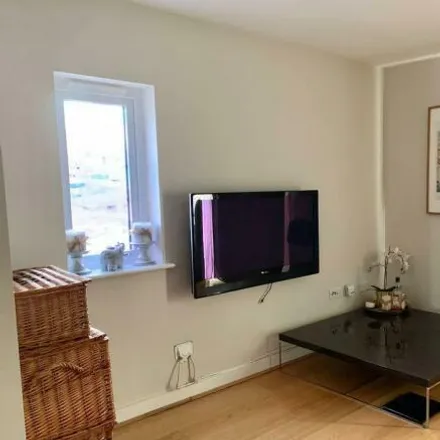 Image 4 - Haider Close, London, NW2 1FB, United Kingdom - Duplex for sale