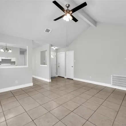Image 6 - 3162 Cliff Swallow Court, Harris County, TX 77373, USA - House for rent