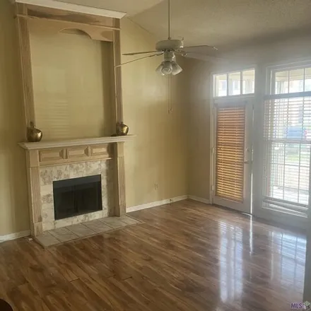 Buy this 3 bed condo on 7862 Jefferson Place Boulevard in Bonaire, East Baton Rouge Parish