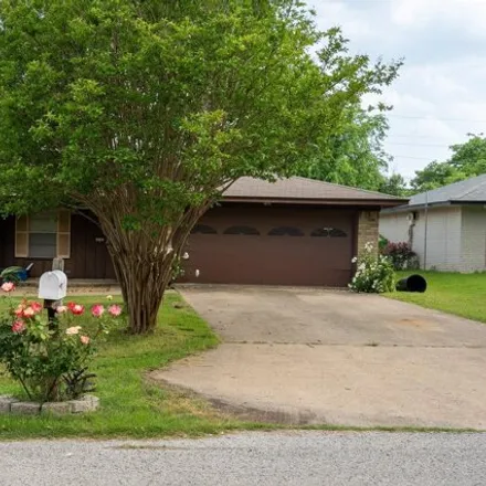 Buy this 3 bed house on 326 Linklea Drive in River Oaks, Duncanville