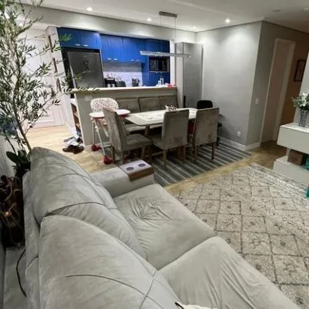 Buy this 3 bed apartment on Avenida Venceslau de Queirós in Parque Continental, São Paulo - SP