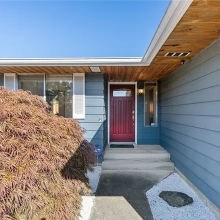 Image 3 - 9808 1st Ave SE, Everett, Washington, 98208 - House for sale