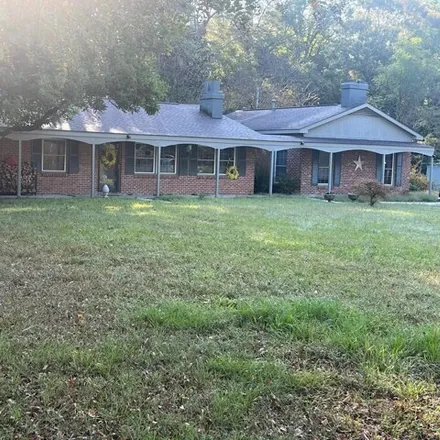 Buy this 4 bed house on Barbour Lane in Tullis, Eufaula