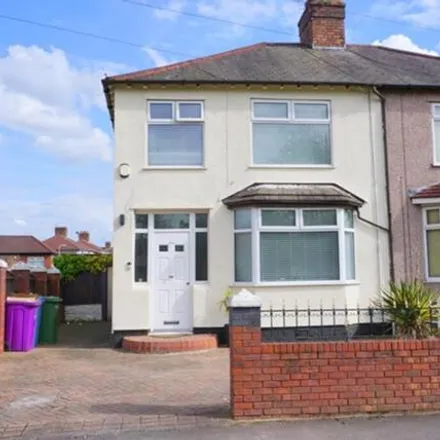 Buy this 3 bed duplex on Utting Avenue in Liverpool, L4 7TB
