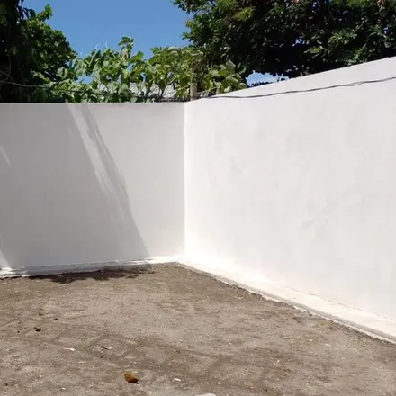 Rent this 2 bed house on Calle Antonio Peregrino in Lorenzo Barcelata, 91948 Veracruz
