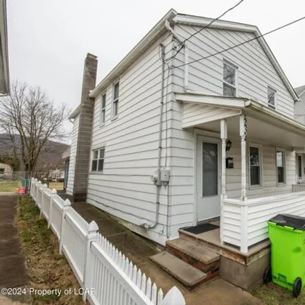 Image 2 - Jenkins Street, West Pittston, Luzerne County, PA 18643, USA - House for sale